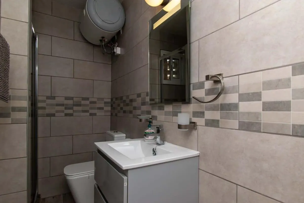 דירות אדחה Sunset Bay 37 - Two Bed