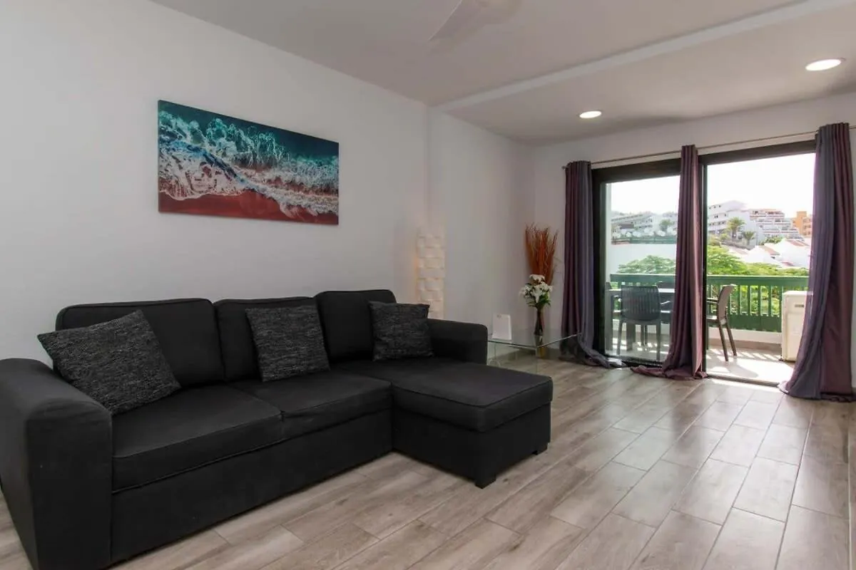 דירות אדחה Sunset Bay 37 - Two Bed